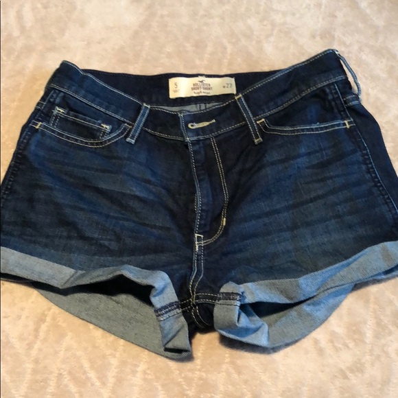 Hollister High Rise Shorts - Picture 1 of 3